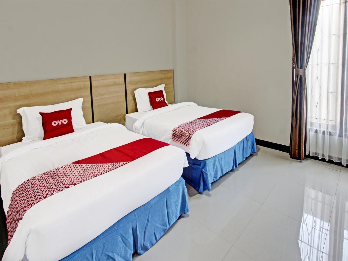 Oyo 91617 Hotel Mutiara Lombok Exterior foto